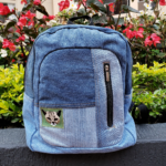 Morral hecho a base de jeans viejos para mujer